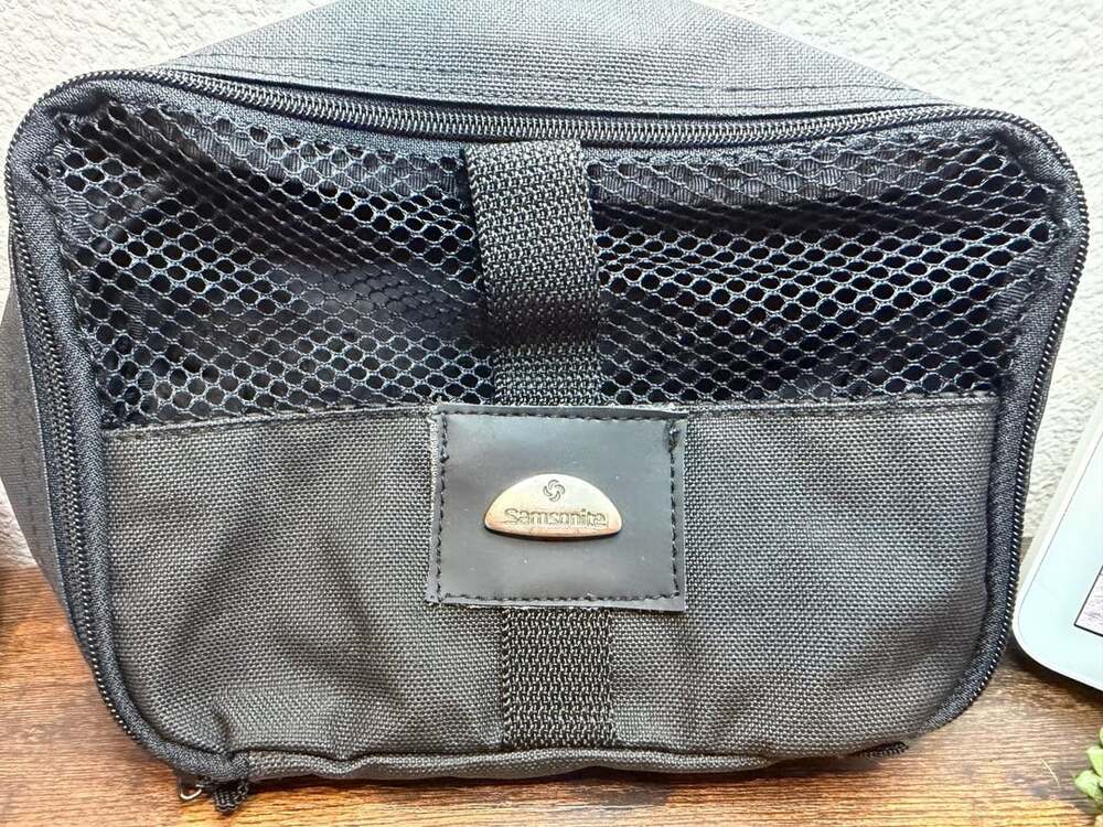 Samsonite Black Mesh Toiletry Kit Travel Cosmetic Bag
